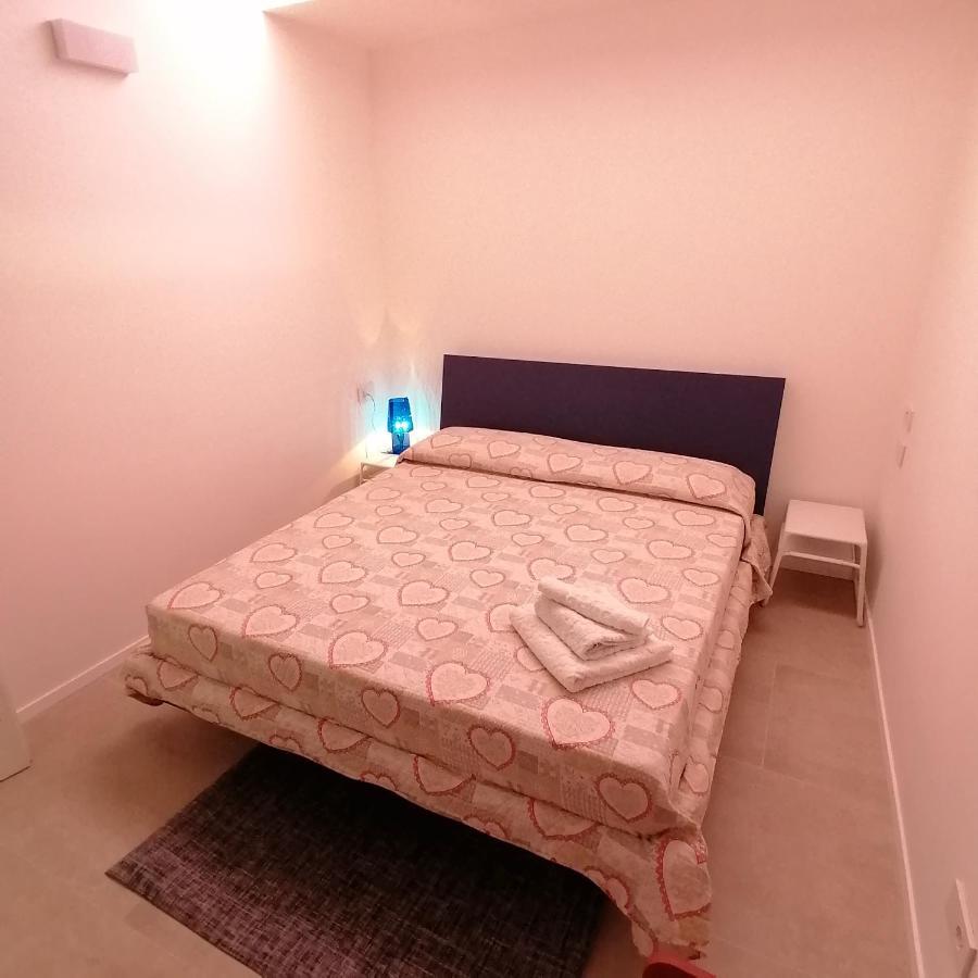 New Marina Apartments Торрі-дель-Бенако Екстер'єр фото